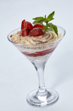 cam, çilek ile şekerli tatlı yakın çekim