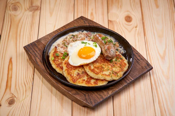 Potato Pancakes Egg Sausage Wooden Table Background — Stock Photo, Image