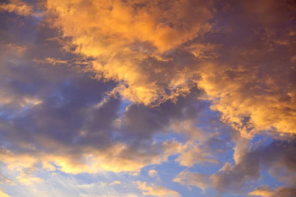 Malerischer Blick Auf Den Schönen Himmel Bei Sonnenuntergang — Stockfoto