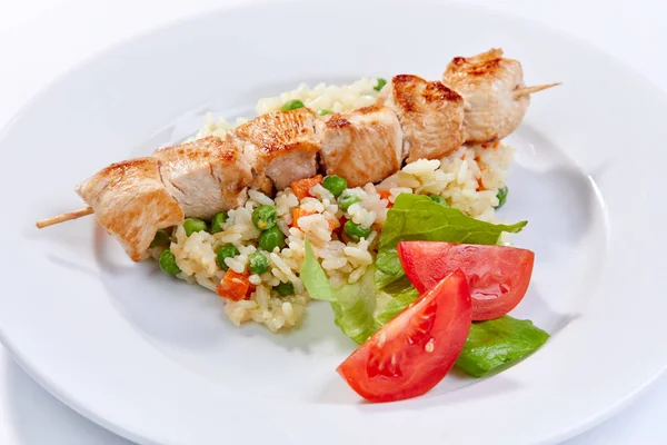 Chicken Kebab Rice Vegetables White Plate Close — Stock Photo, Image