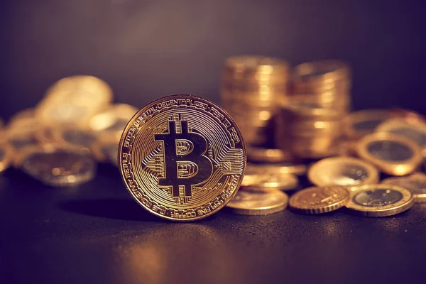 Gouden Bitcoins Conceptueel Beeld Voor Crypto Valuta — Stockfoto