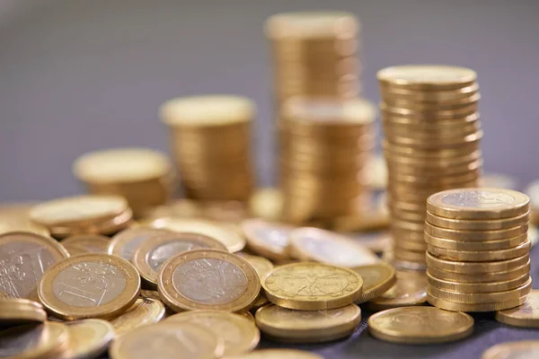Pilha Moedas Ouro Euros Conceito Moeda Dinheiro Euro — Fotografia de Stock