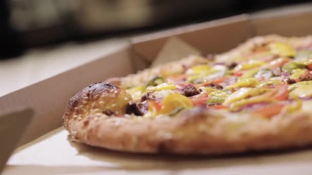 Pizza Italan Saborosa Quente Com Legumes Vista Perto — Vídeo de Stock