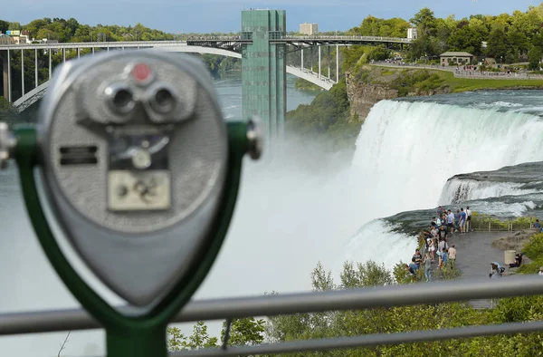 Niagara Falls Usa Augusti 2018 Turist Binokulärt Viewer Niagarafallen Från — Stockfoto