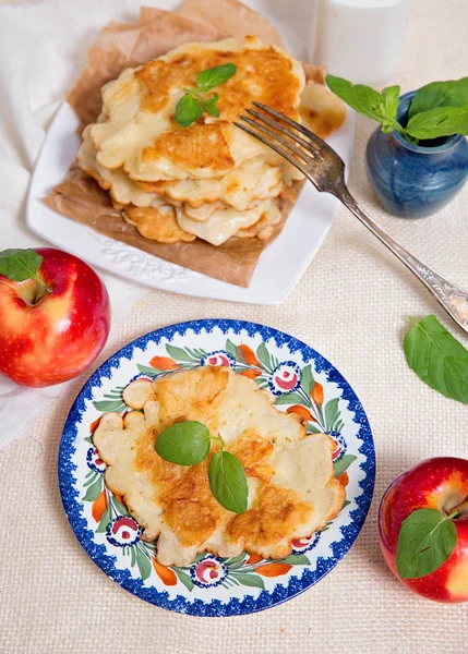 Homemade Tasty Apple Fritters — Stock Photo, Image