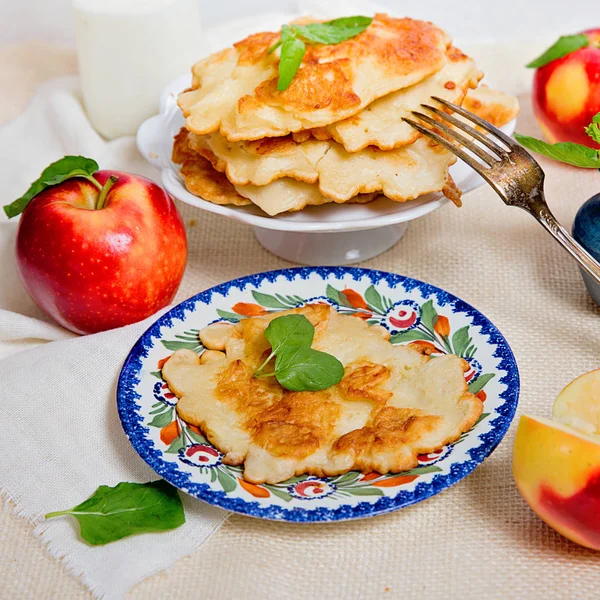 Homemade Tasty Apple Fritters — Stock Photo, Image