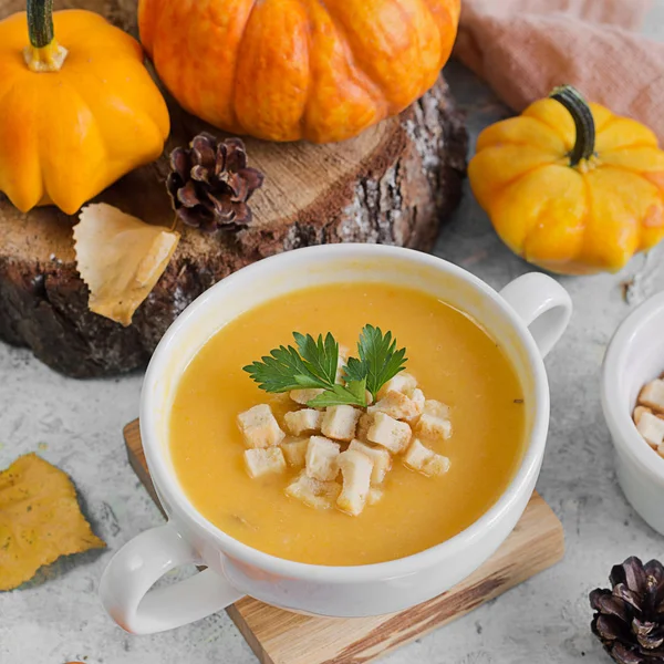 Homemade Autumn Pumpkin Soup — Stock Photo, Image