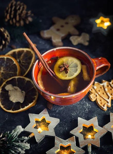 Christmas Tea Spice Gingerbread Cookie — Stock Photo, Image