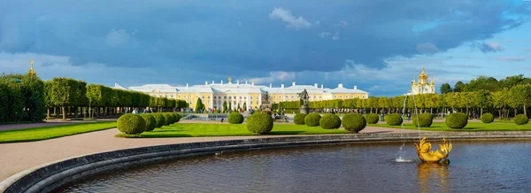 Peterhof Rusland Augustus 2017 Panoramisch Uitzicht Tuin Van Bovenste Grand — Stockfoto