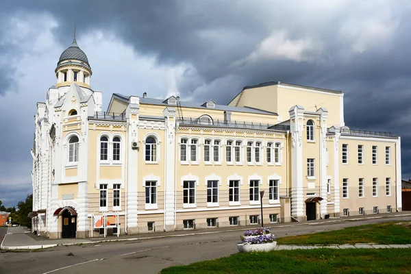 Biysk Historycznym Budynku Byłego Osób House Obecnie Teatr Dramatyczny Biysk — Zdjęcie stockowe