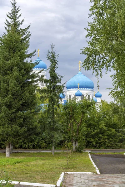 Biysk Vista Dal Parco Piazza Dzerzhinsky Sulla Cattedrale Dell Assunzione — Foto Stock