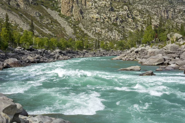 Umbral de Ilgumen en el río Katun — Foto de Stock