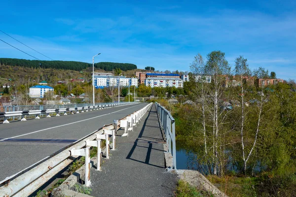 Puente Sobre Río Telbes Aldea Mundybash Gornaya Shori Región Kemerovo — Foto de Stock