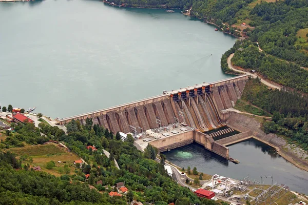 Vannkraftverk Perucac Ved Drina River Serbia – stockfoto