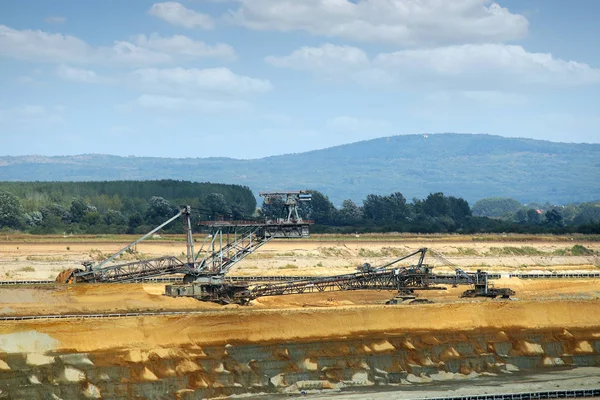 Ein Großer Bagger Gräbt Kohle Tagebau Aus — Stockfoto