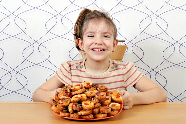 Bella Bambina Con Bruschette Colazione — Foto Stock