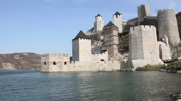 Голубацкая Крепость Дунае — стоковое видео