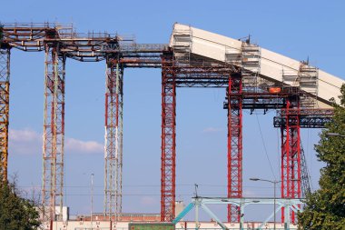 yeni köprü ark inşaat alanında