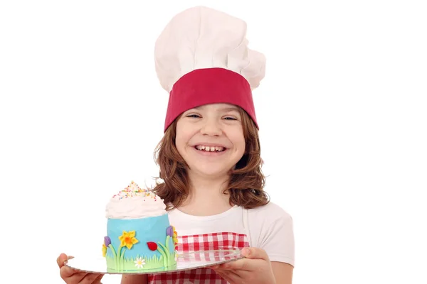 快乐的小女孩用甜美的蛋糕做饭 — 图库照片