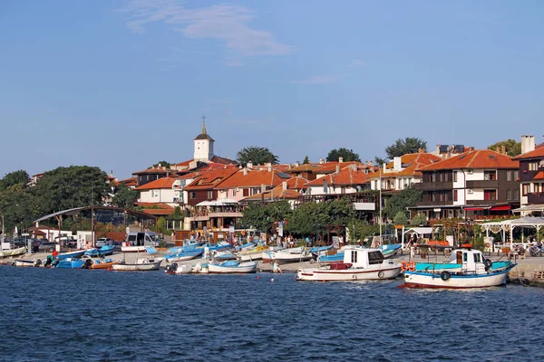 Casco antiguo Nessebar paisaje urbano Bulgaria — Foto de Stock