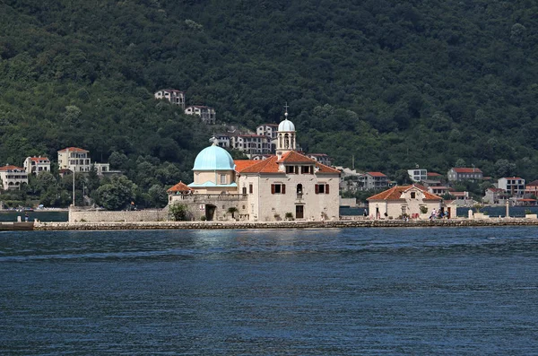 Paisaje de Nuestra Señora de las Rocas Perast Bay of Kotor Montenegro — Foto de Stock