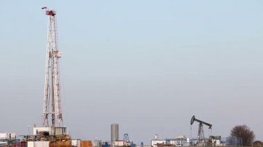 kara yağı sondaj Rig ve pompa jakı