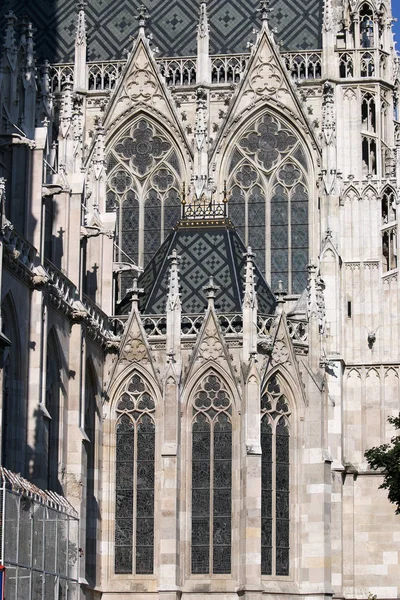 Вотівська церква подробиці фасаду Відень Австрія — стокове фото