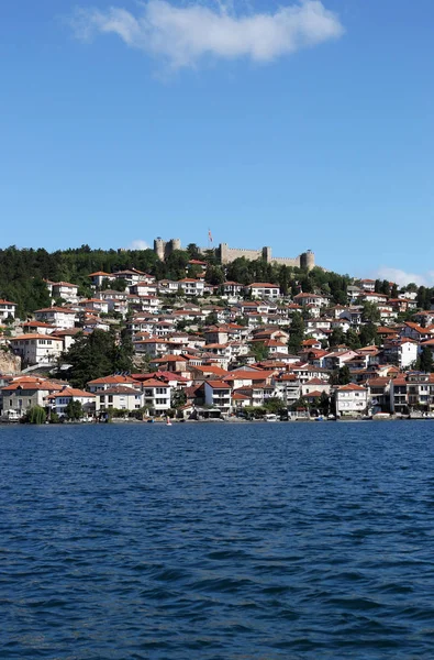 Ohrid ciudad y lago paisaje Macedonia del Norte — Foto de Stock