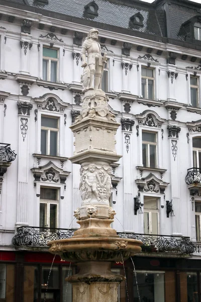 Estátua do cavaleiro Roland Bratislava Eslováquia — Fotografia de Stock