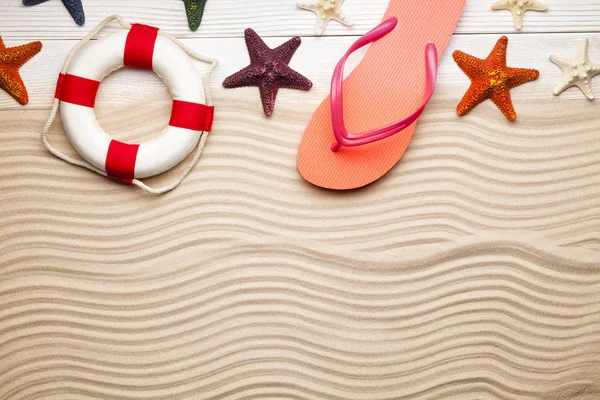 Flip Flops Lifebuoy Starfish Summer Beach Background — Stock Photo, Image