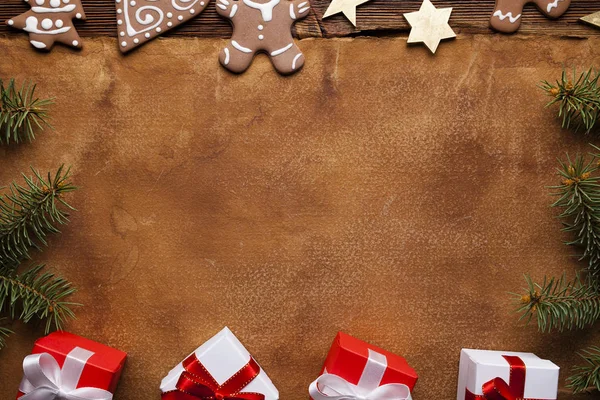 Weihnachtspapier Hintergrund Lebkuchen Geschenkschachteln Und Fichte — Stockfoto