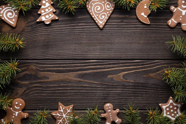 Sfondo Natale Abete Rosso Biscotti Pan Zenzero Tavolo Legno — Foto Stock