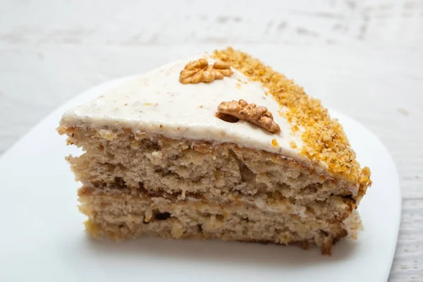 Torta colibrì con noci e cannella — Foto Stock