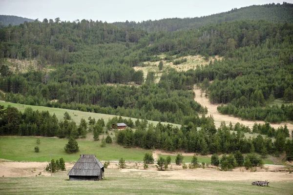 Panoramautsikt Över Idyllisk Bergslandskap — Stockfoto