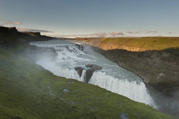 Increíble Hermosa Cascada Gullfoss Famoso Hito Islandia Enfoque Selectivo — Foto de Stock