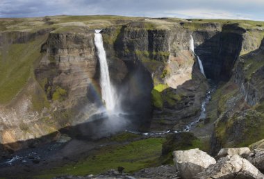Haifoss şelale İzlanda Dağlık