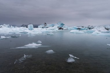 İzlanda, Jokulsarlon lagün, İzlanda buzul lagün Körfezi'nin güzel soğuk manzara resim