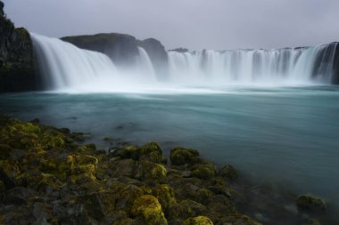 Godafoss alacakaranlıkta, İzlanda