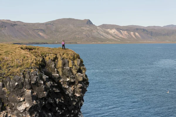 Viajante Joven Islandia — Foto de Stock