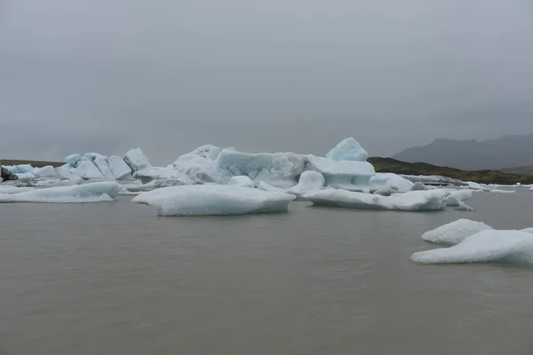 Όμορφη Θέα Των Παγόβουνων Παγετώνα Λιμνοθάλασσα Γιόκουλσάρλον Ισλανδία Τον Υπερθέρμανση — Φωτογραφία Αρχείου