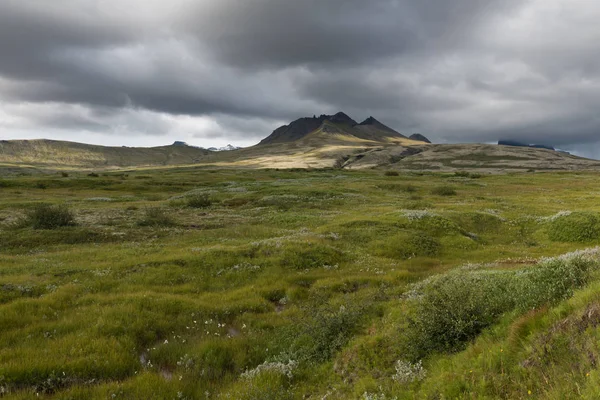 Δραματική Καλοκαιρινό Τοπίο Ισλανδία — Φωτογραφία Αρχείου