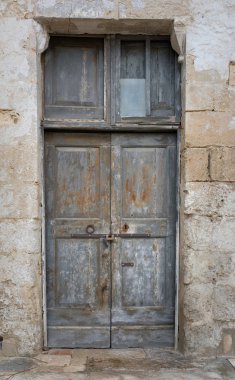 Eski bir ev, Matera antik kapıdan. İtalya