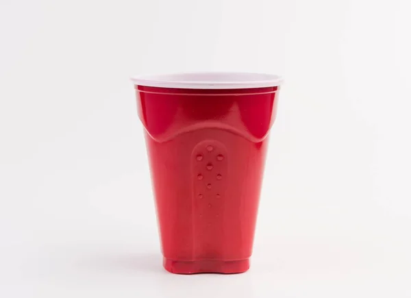 Tazza Vuota Plastica Rossa Isolata Bianco — Foto Stock