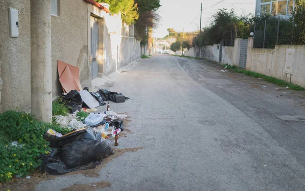 Rubbish dumped on the street