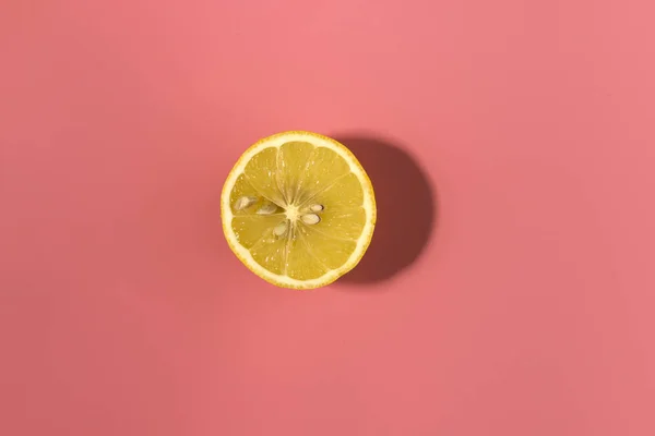 Sliced Lemon Pink Background Contrast Shadow — Stock Photo, Image