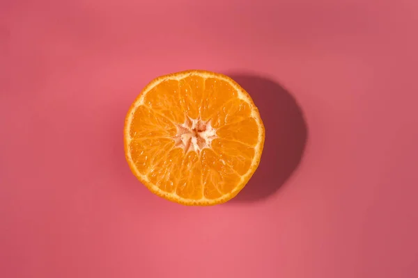 Colorful Fruit Pattern Fresh Orange Slice Pink Background Hard Shadows — Stock Photo, Image