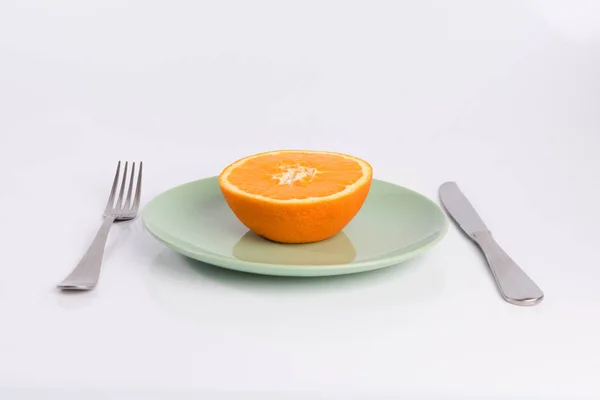 Half Orange Plate Isolated White Background — Stock Photo, Image