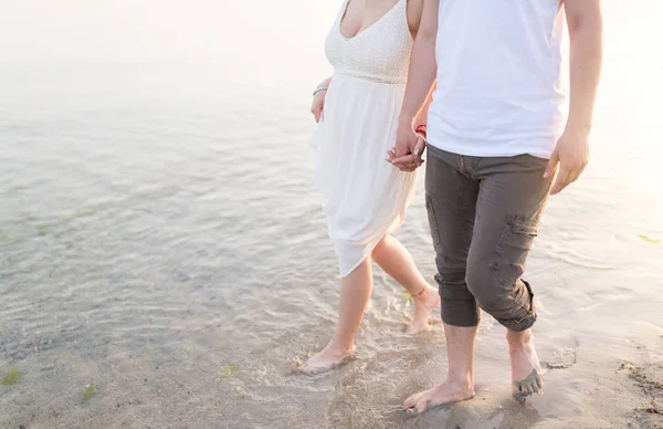 Couple Holding Hands Walking Romantic Beach Vacation Travel Holidays Closeup — Stock Photo, Image