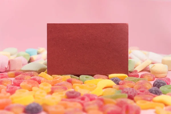 Marshmallow Prázdný Poznámkový Blok Izolované Růžovém Pozadí Umístěte Text Útulné — Stock fotografie