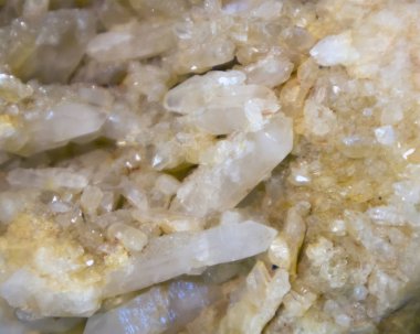 Taş doku, doğal tek renkli kuvars, yarı değerli mücevher arka plan saçılma kristalleri 